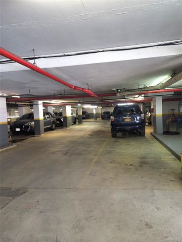 138-35 Elder Avenue 1 E, Flushing, NY 11355