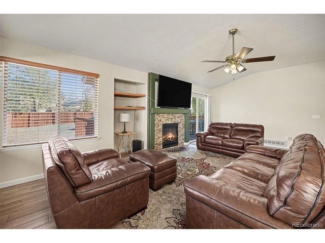 13322 Columbine Cir, Thornton, CO 80241