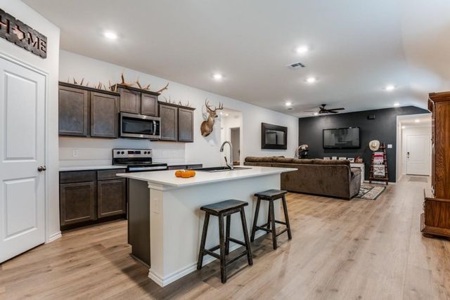 1910 Bailer Way, Royse City, TX 75189