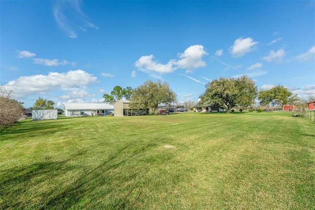 141 Thomas Lane, Lake Charles, LA 70607