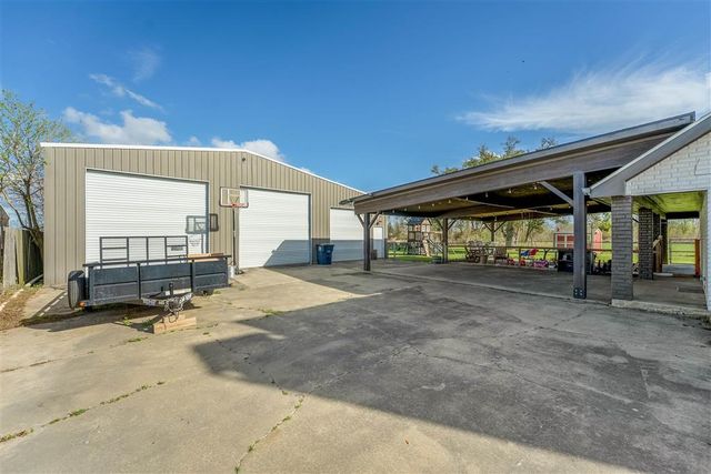 141 Thomas Lane, Lake Charles, LA 70607