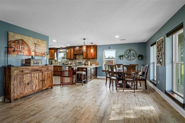 141 Thomas Lane, Lake Charles, LA 70607