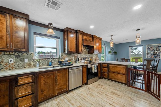 141 Thomas Lane, Lake Charles, LA 70607