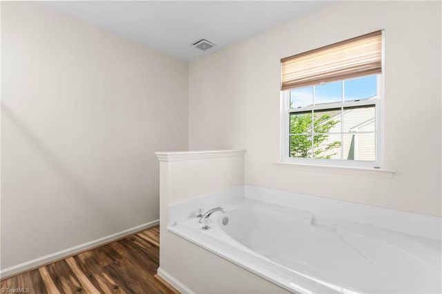 211 Channel Cove Court, Jamestown, NC 27282