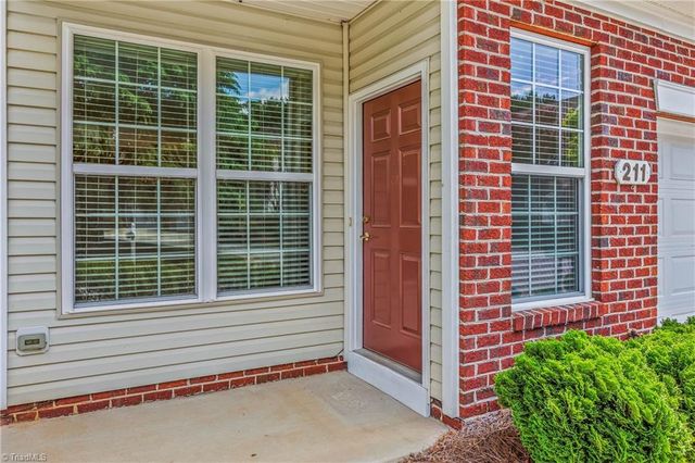211 Channel Cove Court, Jamestown, NC 27282