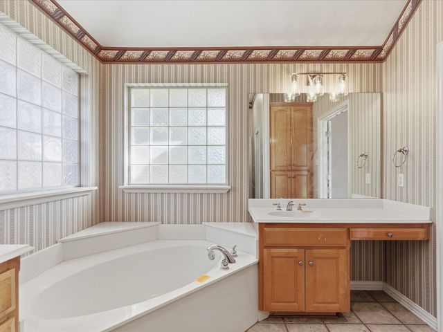 5 Colt Court, Mansfield, TX 76063