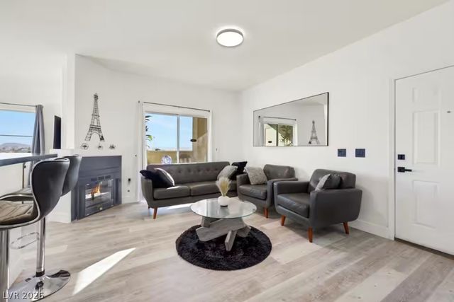 8501 West University Avenue 2077, Las Vegas, NV 89147