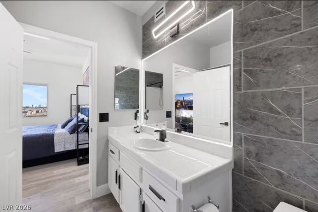 8501 West University Avenue 2077, Las Vegas, NV 89147