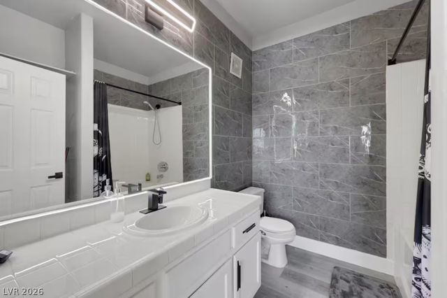 8501 West University Avenue 2077, Las Vegas, NV 89147