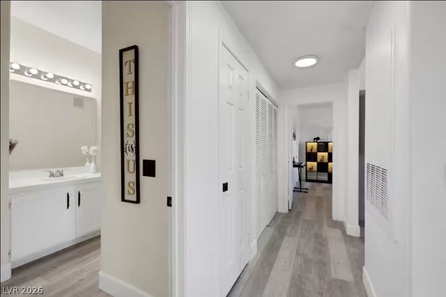 8501 West University Avenue 2077, Las Vegas, NV 89147