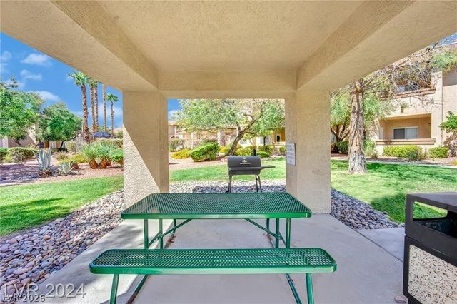 8501 West University Avenue 2077, Las Vegas, NV 89147