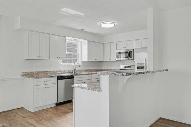 14 Mallard RN, Hampton, VA 23669