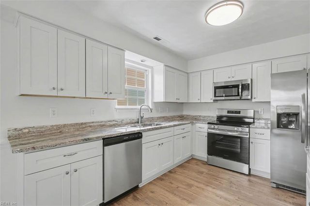 14 Mallard RN, Hampton, VA 23669