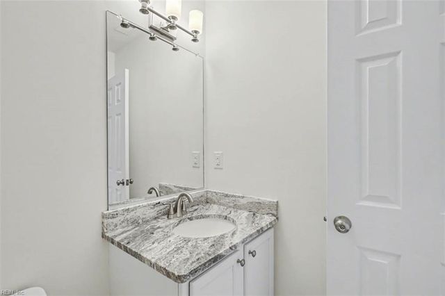 14 Mallard RN, Hampton, VA 23669