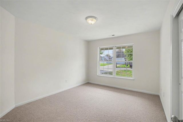 14 Mallard RN, Hampton, VA 23669