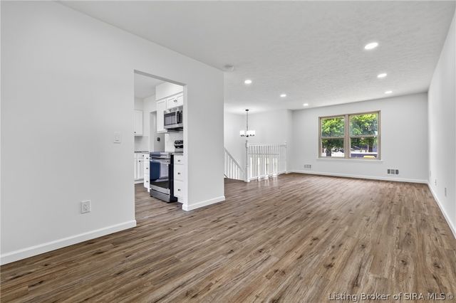 1604 Northaven Drive, Jeffersonville, IN 47130