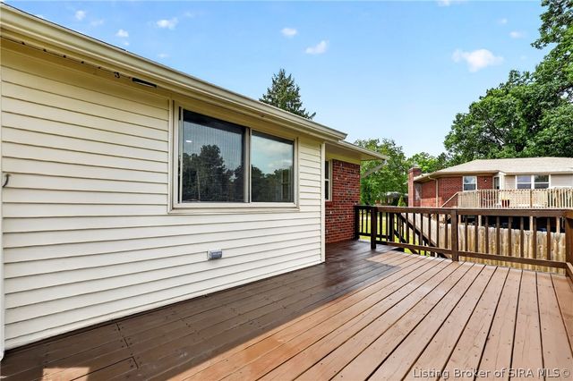 1604 Northaven Drive, Jeffersonville, IN 47130