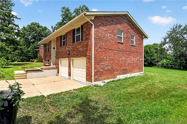 1604 Northaven Drive, Jeffersonville, IN 47130
