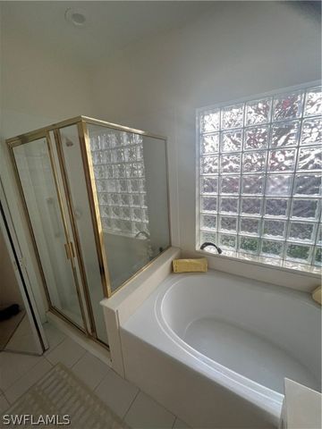 8824 Ventura WAY, Naples, FL 34109