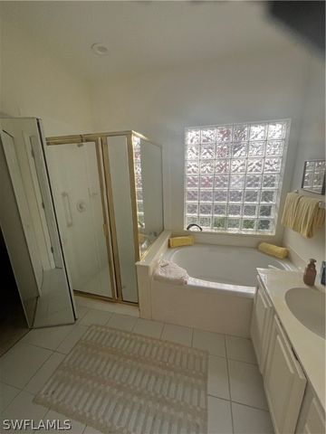 8824 Ventura WAY, Naples, FL 34109