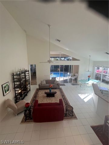 8824 Ventura WAY, Naples, FL 34109