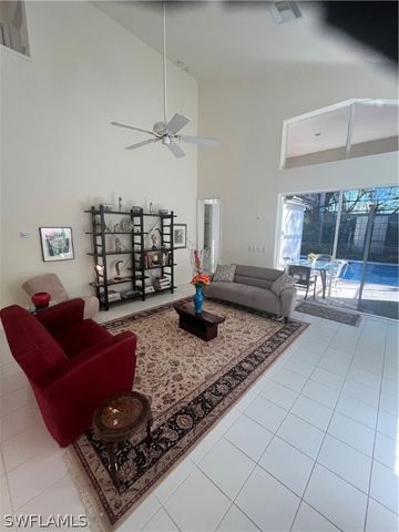 8824 Ventura WAY, Naples, FL 34109