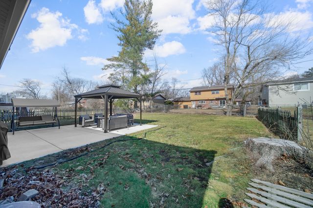 1124 Jamie Lane, Homewood, IL 60430