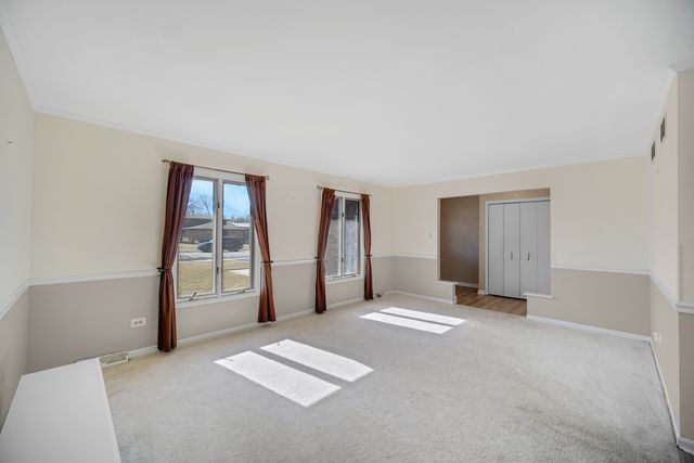 1124 Jamie Lane, Homewood, IL 60430