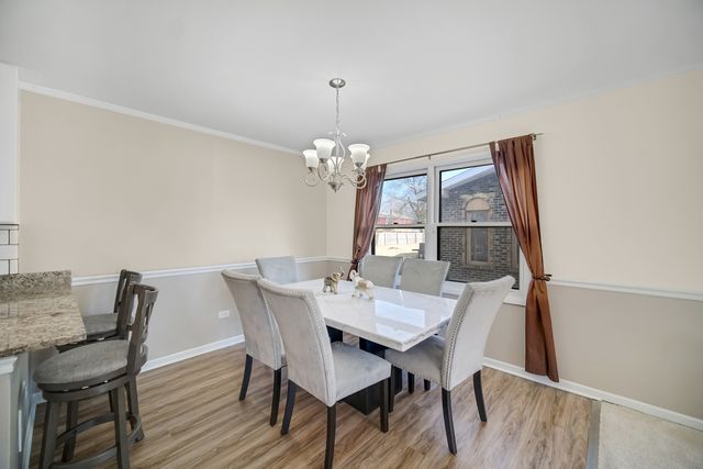 1124 Jamie Lane, Homewood, IL 60430