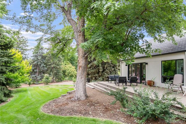9240 E Berry Court, Greenwood Village, CO 80111