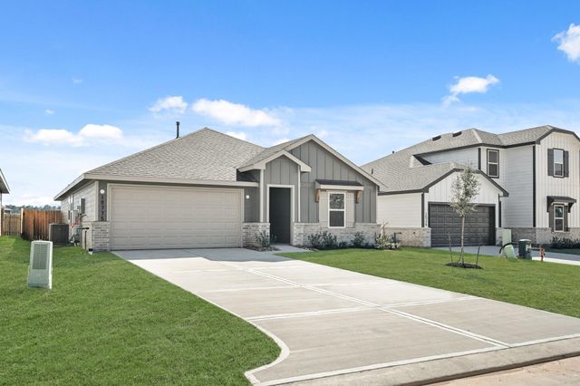 15775 Garden Ridge Drive, Montgomery, TX 77316