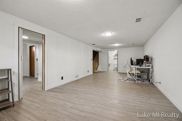 2238 52nd Street, Wyoming, MI 49519