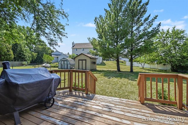 2238 52nd Street, Wyoming, MI 49519