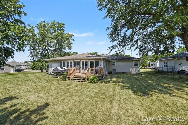 2238 52nd Street, Wyoming, MI 49519