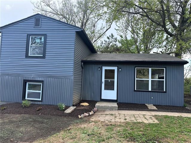 6006 E 148TH Street, Grandview, MO 64030