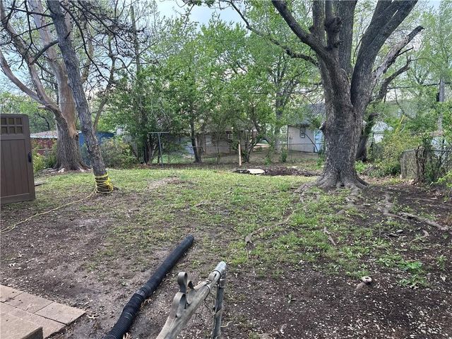 6006 E 148TH Street, Grandview, MO 64030