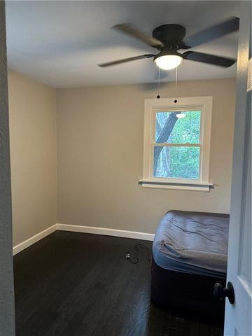 6006 E 148TH Street, Grandview, MO 64030