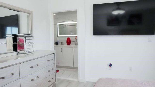 390 NW 12 Ave, Florida City, FL 33034