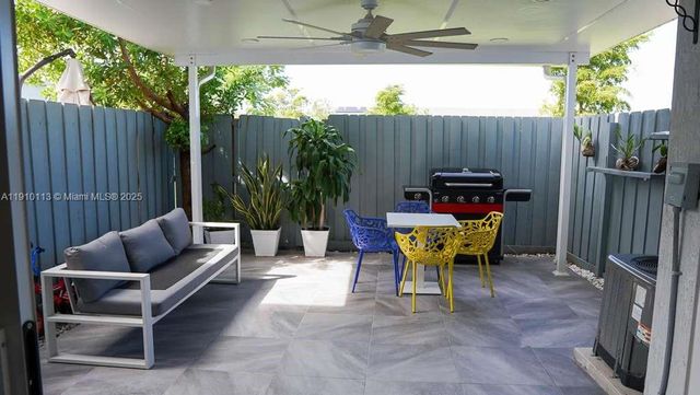 390 NW 12 Ave, Florida City, FL 33034