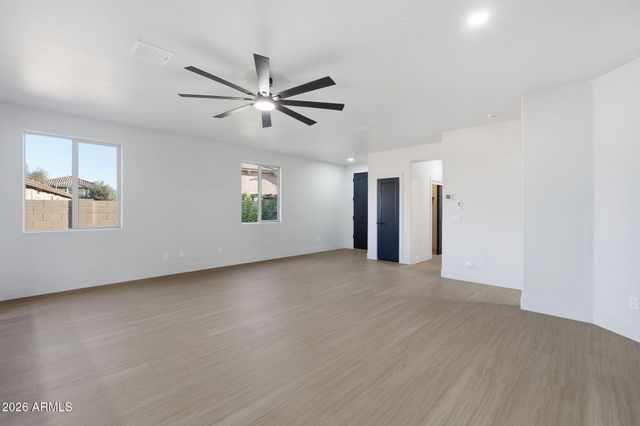 4945 S TWINLEAF Drive, Gilbert, AZ 85298
