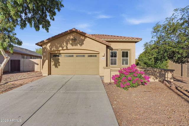 4945 S TWINLEAF Drive, Gilbert, AZ 85298