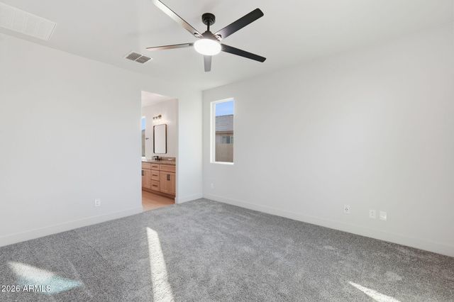 4945 S TWINLEAF Drive, Gilbert, AZ 85298