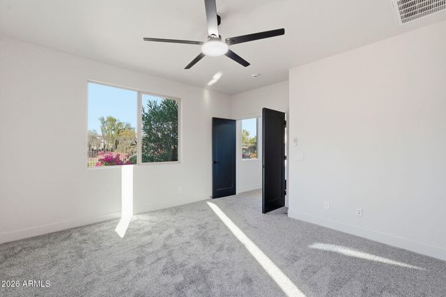 4945 S TWINLEAF Drive, Gilbert, AZ 85298