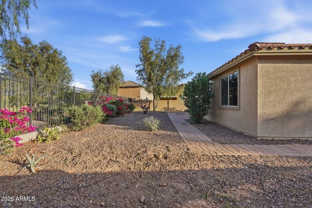 4945 S TWINLEAF Drive, Gilbert, AZ 85298