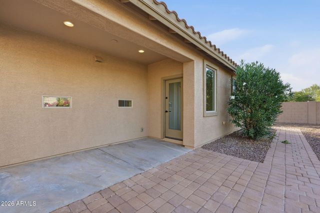 4945 S TWINLEAF Drive, Gilbert, AZ 85298