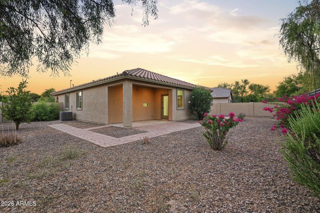 4945 S TWINLEAF Drive, Gilbert, AZ 85298