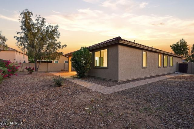 4945 S TWINLEAF Drive, Gilbert, AZ 85298
