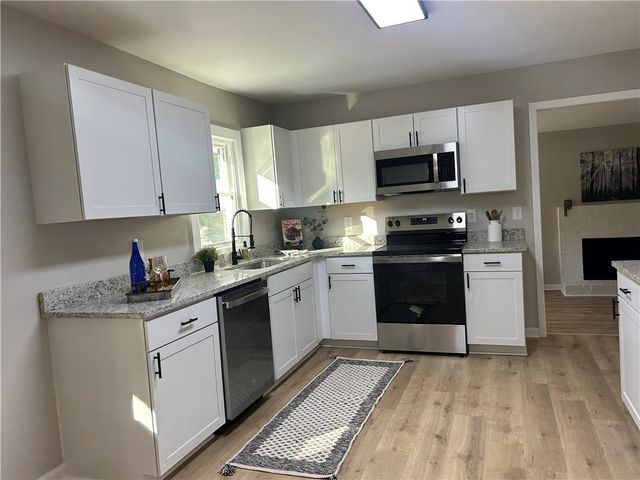 140 Campbell Bridge Road, Seneca, SC 29678