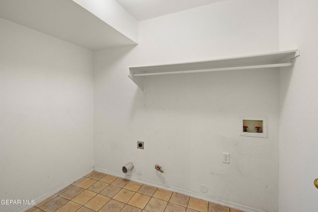 3329 TIERRA SARA Lane, El Paso, TX 79938