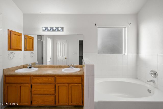 3329 TIERRA SARA Lane, El Paso, TX 79938